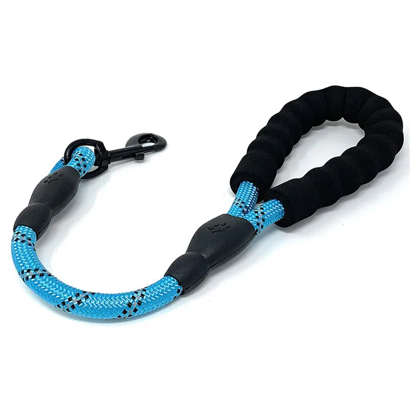 Reflective Short Dog Leash with Comfortable Handle: Ideal for Large Dog Walking