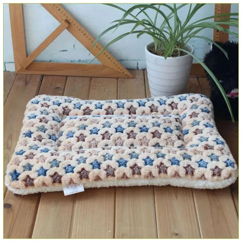 Cozy Flannel Pet Bed Mat